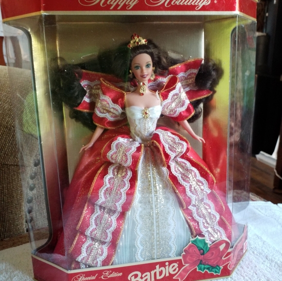 NIB 1997 Happy Holidays Barbie - Picture 4 of 12